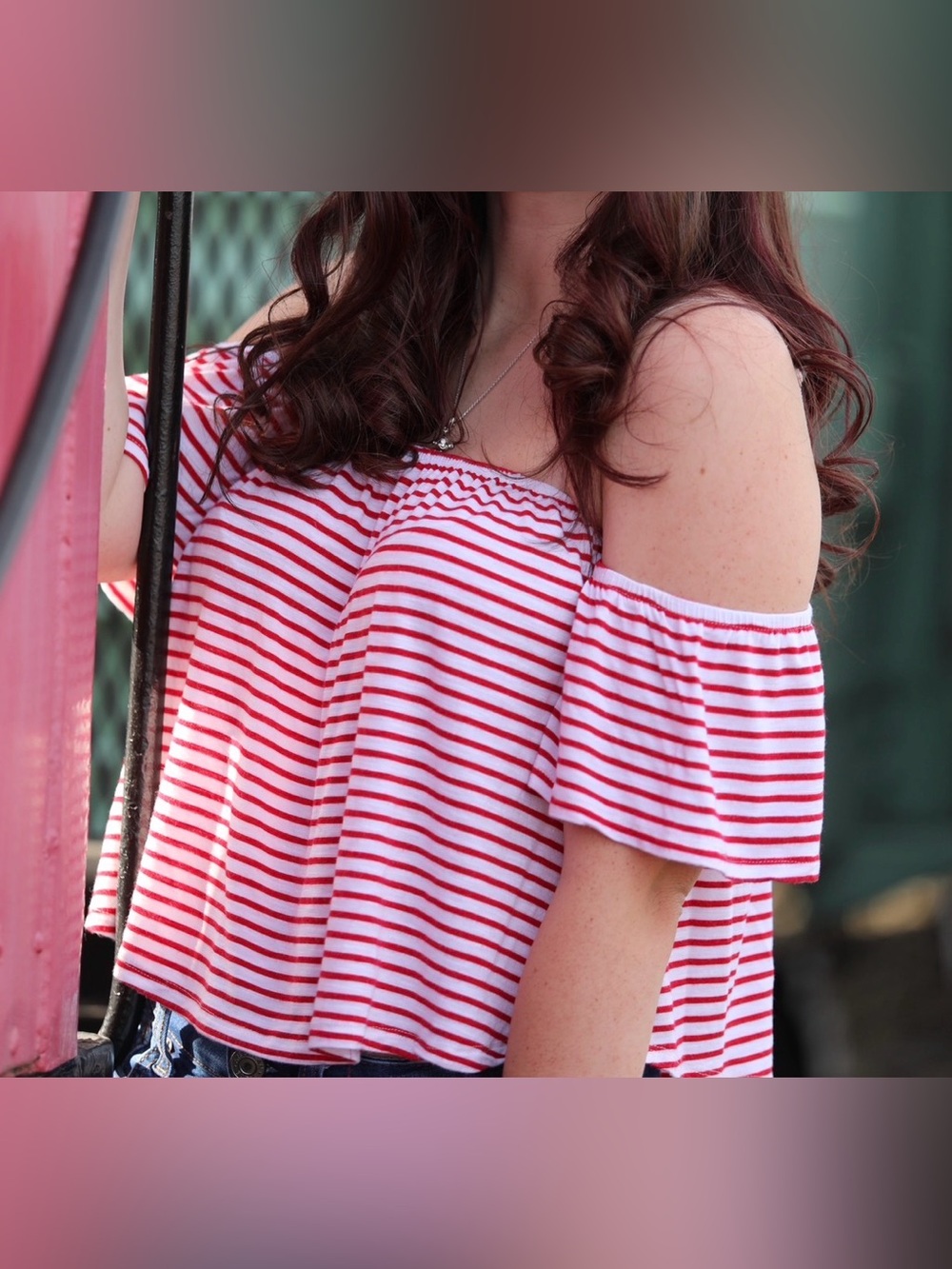 Women’s Mossimo Supply Co. Red & White Striped Off the Shoulder Crop Top. Size S